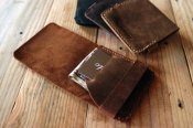 The-handmade-reddish-brown-slim-leather-wallet-1